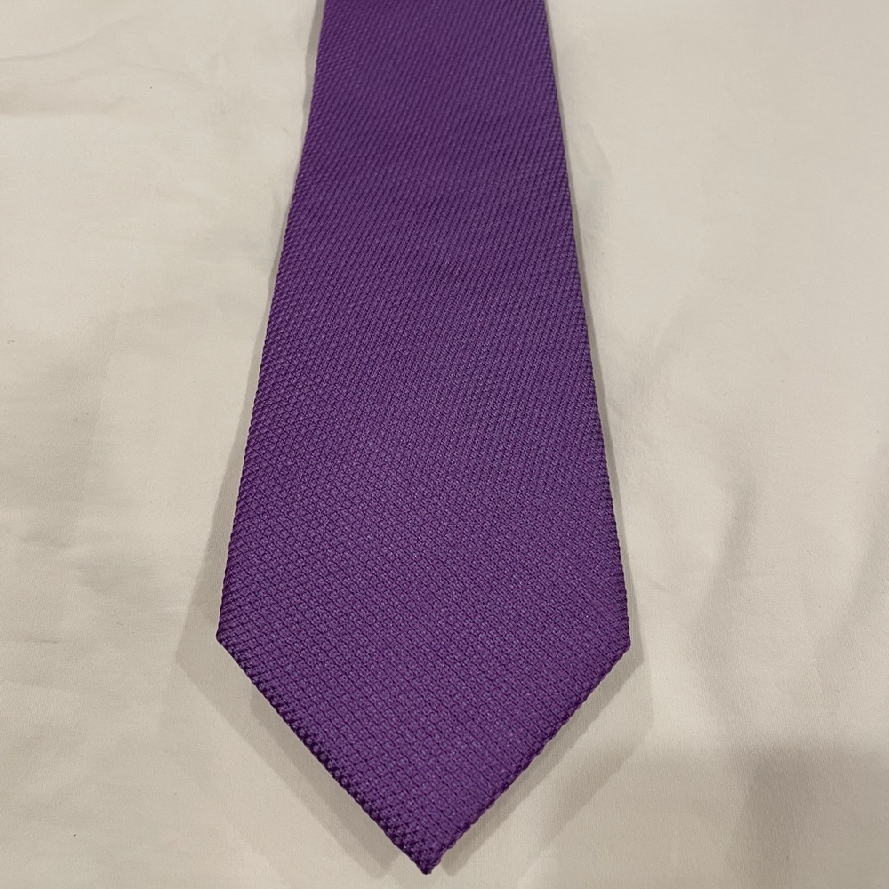 Men’s purple woven silk necktie